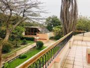 BELLA CASA CON PISCINA Y TERRAZAS EN EXCELENTE UBICACIÓN...