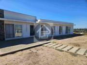 BELLA CASA EN PARCELA DE AGRADO A 5 MIN DEL HOSPITAL DE...