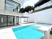 Bella casa en Prados del Este en construcción