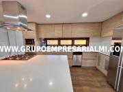 Bella Casa Finca En Arriendo Sector Loma Del Escobero...