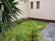 BELLA CASA FRENTE A PARQUE