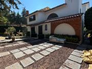 BELLA RESIDENCIA EN CONDADO DE SAYAVEDRA, CERCA DEL CLUB