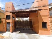 BELLA Y ACOGEDORA CASA EN HERMOSO FRACCIONAMIENTO EN UNA...