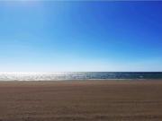 Bella y nueva villa independiente frente al mar de 4...