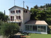 Belle BASTIDE EN PIERRES avec terrain attenant