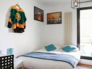 Belle chambre lumineuse – 11m² Belle chambre lumineuse – 11m²