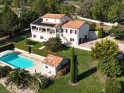 Belle contemporaine avec environnement privilégié 174m²...