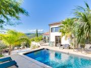 Belle contemporaine avec vue mer et appartement indépendant