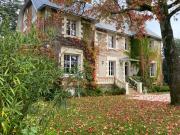 Belle demeure de caractère de 340 m² avec une dépendance...