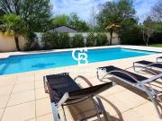 Belle et grande villa avec piscine et grand jardin...