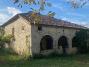 Belle ferme Gersoise à restaurer Terre 4 ha 300m² La Romieu