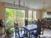 Belle maison avec garage, vue dégagée, apercu mer,...