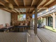 BELLE MAISON AVEC PISCINE