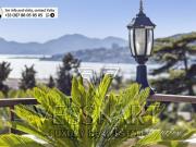 Belle maison avec une superbe vue mer et montagne