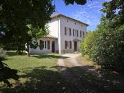 BELLE MAISON BOURGEOISE A RAFRAICHIR