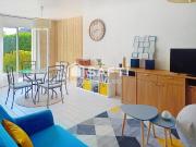 Belle maison contemporaine avec de grands espaces de vie