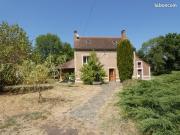Belle maison de campagne avec grand terrain et plusieurs...
