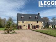 Belle maison en pierres, gîte avec 3 chambres, énorme...