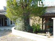 Belle maison et 3 gites en Dordogne seulement 25 minutes...