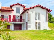 Belle maison familiale à Bidart, au calme, vue dégagée...