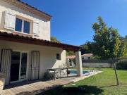 Belle maison familiale de 5 chambres avec piscine – à...