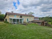 Belle maison en pierre de 100 m2 avec dépendances...