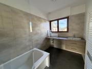 BELLE MAISON INDIVIDUELLE AVEC JARDIN ET GARAGE