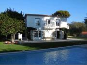 BELLE PROPRIETE A 600 MÈTRES DE LA MER DANS UN DOMAINE