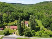 Belle propriété à rénover en Vallée Vézère, sur près de...