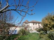 Belle propriété avec pigeonnier, piscine et gîte composé...