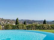 Belle propriété avec vue mer à Grasse