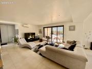 Belle villa avec dépendance