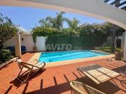 Belle Villa avec piscine à l'oasis