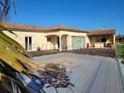 Belle villa avec piscine et dépendance sur 1200m² 120m²...
