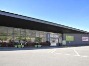 Belles surfaces au coeur de la zone commerciale de Conthey