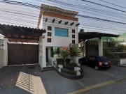 BELLISIMA CASA ES HERMOSO Y TRANQUILO FACCIONAMIENTO, EN...