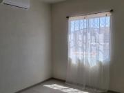 BELLISIMA CASA RODEADA DE AVENIDAS PRINCIPALES, MUY...