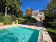 Bellissima villetta bifamiliare composta da due unità...