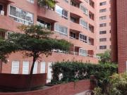 BELLO Y ENCANTADOR APARTAMENTO EN EL ROSAL