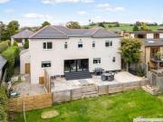 Belmont Grove, Rawdon, 5 Bedroom Detached