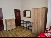 Belmont Road, London, Studio Flat For