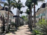 BELO CONDOMÍNIO ALTO PADRÃO, 450M², PISCINA, 4 DORMS, HORTO