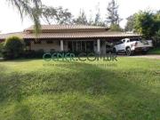 belo Sítio de 2,3 ha em Condomínio Fechado dentro de...