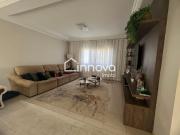 Belo sobrado com 3 quartos, sendo 1 suíte, amplo...