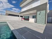 Belo Sobrado Com Piscina E Vista Para O Mar Em Bairro...