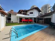 Belo sobrado no condomínio Aquarius II Jd Aquarius 4...