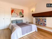 Belos quartos para alugar Moradia com 4 quartos na Parede