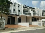 Below Market Double Storey Terrace Lakeclub Parkhome Rawang
