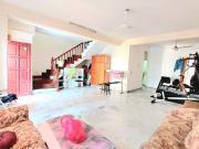 BELOW MARKET VALUE 2Storey Terrace House at Seksyen 13...