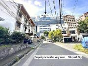 Below Market Value Pre Owned 3 level House Rizal Village...